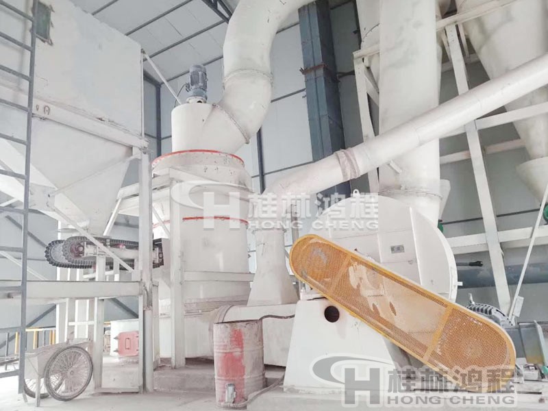 石灰石磨粉機(jī)設(shè)備350目時(shí)產(chǎn)20噸湖北 HC1700石灰石磨粉機(jī)設(shè)備350目時(shí)產(chǎn)20噸湖北客戶現(xiàn)場(chǎng)圖片